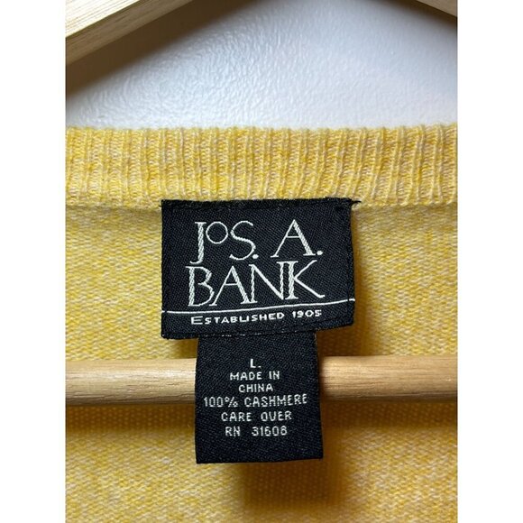 Jos. A. Bank 100 % Cashmere Yellow V-Neck Sweater Mens Large Soft Luxury Knit - Picture 3 of 6